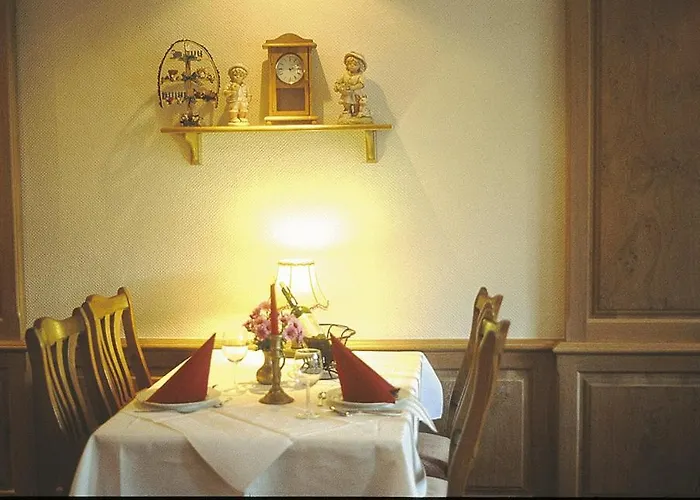 格斯特雷希旅馆 招待所 伦讷施塔特